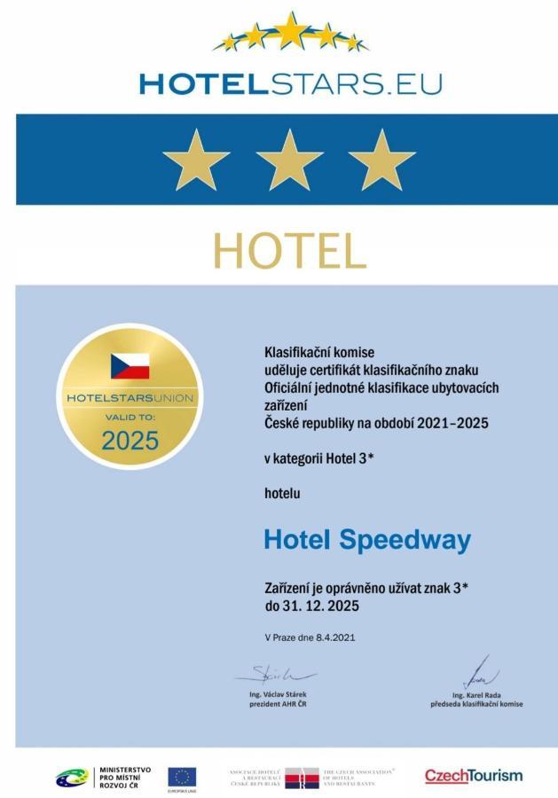 Penzion Speedway Mariánské Lázně Kültér fotó